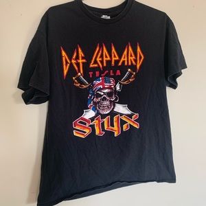 Def Leppard T shirt